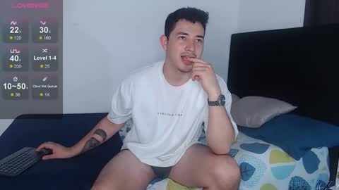 Snapshot of lex__miller chatting on March 5, 10:39 pm lex__miller online show from March 5, 10:39 pm