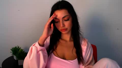 Alexia online show from May 28, 12:13 pm