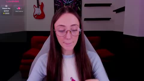 Snapshot of lexi_split chatting on June 14, 1:47 am Lexi GTM2 MonWedThurSatSun 1000am-400pm online show from June 14, 1:47 am