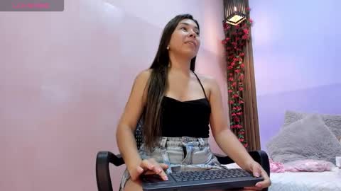 Lexi online show from October 13, 12:49 pm