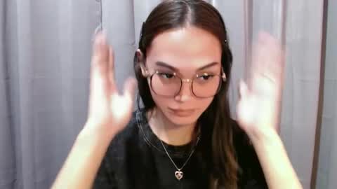 Snapshot of lexibabe_ chatting on June 8, 6:25 am lexibabe_ online show from June 8, 6:25 am