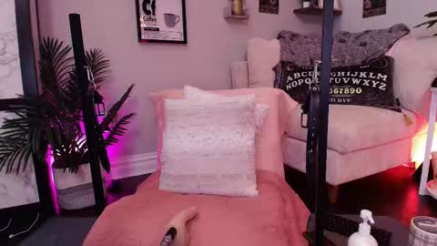 Snapshot of lexibby69 chatting on October 5, 2:26 pm Lexi Smith online show from October 5, 2:26 pm