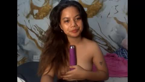 LEXIE online show from May 19, 1:39 pm