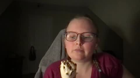 Snapshot of lexielilacs chatting on January 14, 3:11 am lexie online show from January 14, 3:11 am