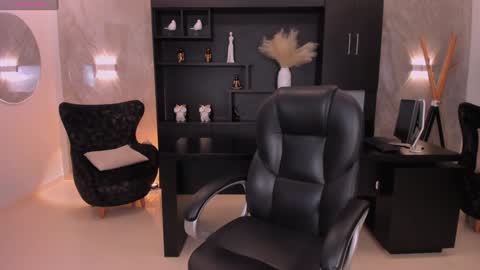 Lexie  online show from December 30, 10:55 pm