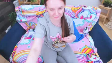 Snapshot of lexihoward chatting on May 14, 6:42 am Lexi online show from May 14, 6:42 am