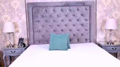 Snapshot of lexiriley chatting on December 4, 6:12 am Lexi Riley online show from December 4, 6:12 am