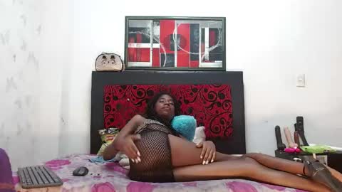 Snapshot of lexistone_ chatting on May 29, 9:46 pm lexistone online show from May 29, 9:46 pm