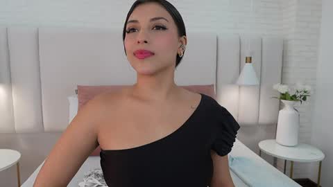 lexxi_gb online show from April 9, 8:58 pm