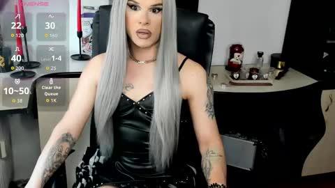Snapshot of lexxymiss chatting on May 25, 1:50 pm eva lexy you may call me Miss online show from May 25, 1:50 pm