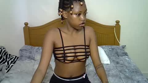 lexy  online show from November 29, 9:12 am