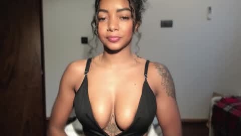 LEXY - Independent account online show from January 16, 10:30 am