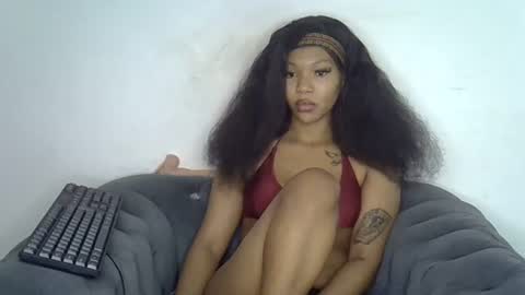 Snapshot of lexybonyy chatting on July 6, 7:49 am Lexy online show from July 6, 7:49 am