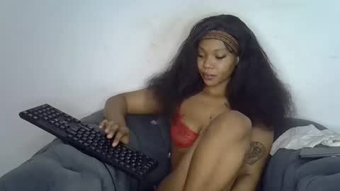 Snapshot of lexybonyy chatting on July 7, 6:47 am Lexy online show from July 7, 6:47 am