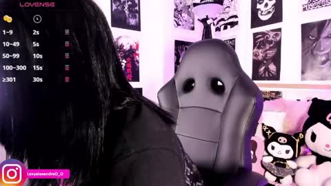 Snapshot of lexyjoyce chatting on May 27, 9:23 pm LexyJoyce online show from May 27, 9:23 pm