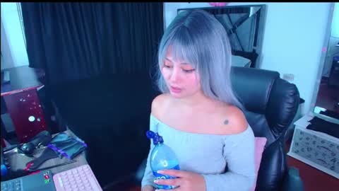 Snapshot of leydysexlover chatting on March 8, 6:32 am Leydy online show from March 8, 6:32 am