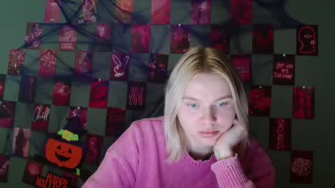 Leyla online show from October 29, 7:21 am