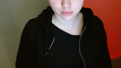 Leyla online show from February 2, 8:02 am