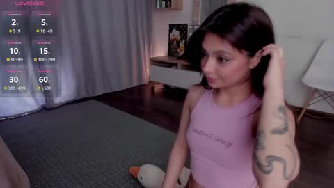 Leyla online show from April 15, 9:16 am