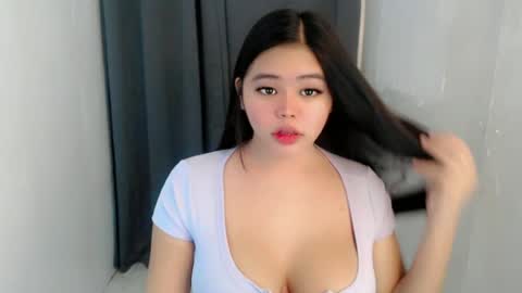 Snapshot of lhara_cumming chatting on June 29, 11:16 pm LHARA online show from June 29, 11:16 pm