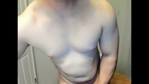 Snapshot of lhotboyl chatting on April 10, 12:38 am lhotboyl online show from April 10, 12:38 am