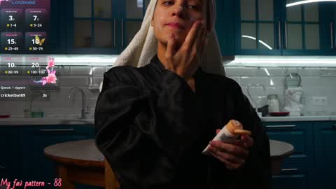 Hey Im Alexa  tg online show from December 27, 10:55 am