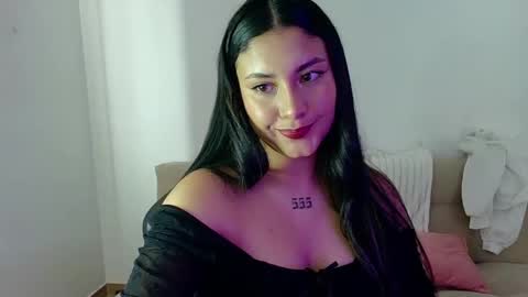 Snapshot of lia_14_ chatting on May 29, 7:01 pm Lia online show from May 29, 7:01 pm