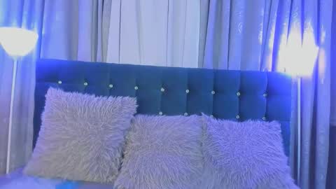 Snapshot of lia__owen chatting on May 2, 2:38 am lia__owen online show from May 2, 2:38 am