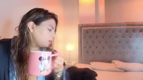 Snapshot of lia_adamsss chatting on April 25, 4:26 am Lia online show from April 25, 4:26 am