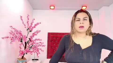 Snapshot of lia_adamsss chatting on May 20, 3:24 am Lia online show from May 20, 3:24 am