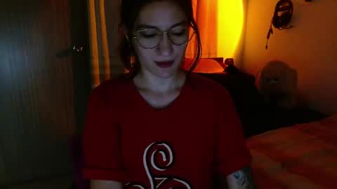 liliana online show from May 8, 6:30 am