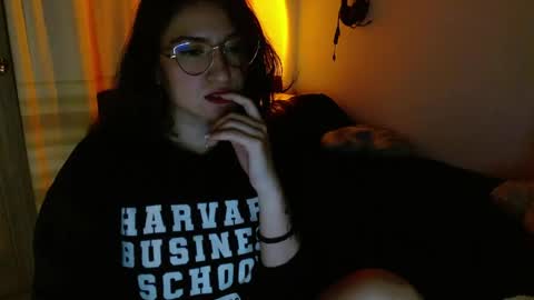 liliana online show from May 21, 6:20 am