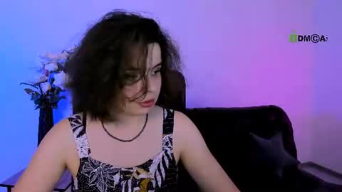 lia_dream_ online show from June 13, 8:23 am