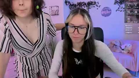 lia_dream_ online show from July 19, 8:51 am