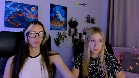 lia_dream_ online show from July 28, 3:21 pm