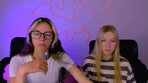lia_dream_ online show from July 31, 8:58 am