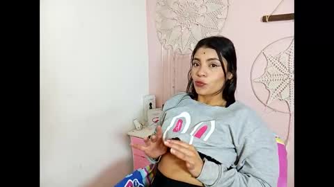 Snapshot of lia_hottie chatting on December 2, 6:30 am Lia online show from December 2, 6:30 am
