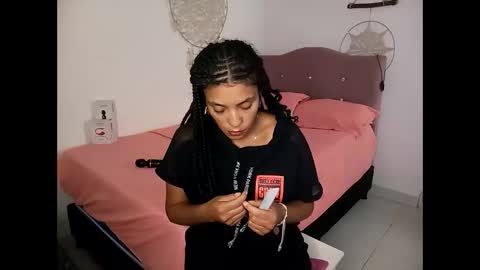 Lia online show from March 31, 9:15 pm