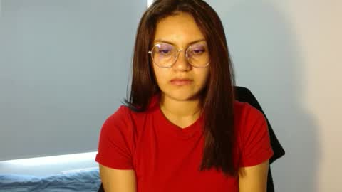 Snapshot of lia_miracle chatting on May 26, 9:22 pm lia_miracle online show from May 26, 9:22 pm