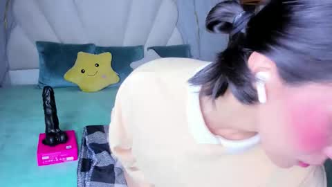 Lia online show from March 28, 9:03 pm