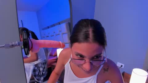 Snapshot of lia_owenss chatting on March 17, 7:17 pm lia_owenss online show from March 17, 7:17 pm