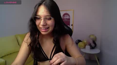 Snapshot of lia_rose_ch chatting on July 1, 12:29 pm lia_rose_ch online show from July 1, 12:29 pm