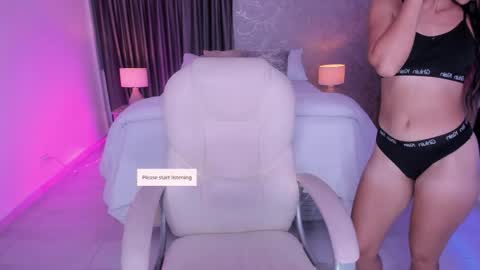 lia Williams online show from June 4, 3:01 am
