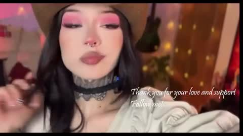 Liaa  online show from June 28, 5:02 am