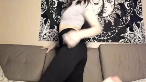 Snapshot of liabanny chatting on January 10, 5:47 am Julia  online show from January 10, 5:47 am