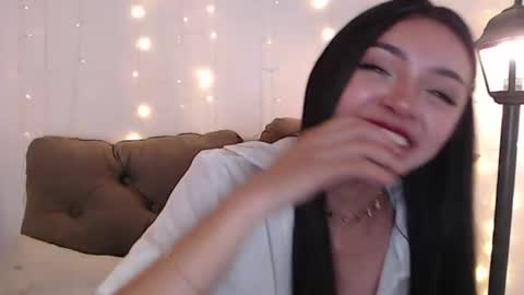 Snapshot of liabunny_ chatting on June 18, 1:50 am Lia 3 online show from June 18, 1:50 am