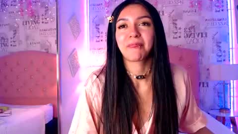 Snapshot of liabunny_ chatting on July 2, 12:10 am Lia 3 online show from July 2, 12:10 am
