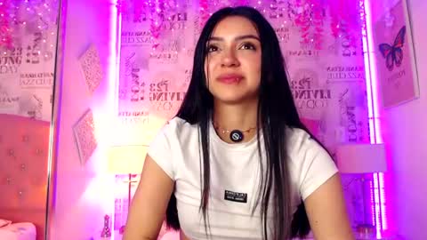 Snapshot of liabunny_ chatting on July 6, 3:03 pm Lia 3 online show from July 6, 3:03 pm