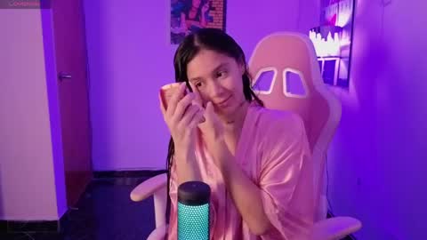 Snapshot of liabutera chatting on March 23, 8:57 pm Lia Butera online show from March 23, 8:57 pm