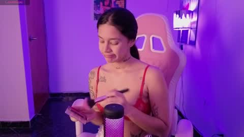Snapshot of liabutera chatting on March 28, 9:14 pm Lia Butera online show from March 28, 9:14 pm